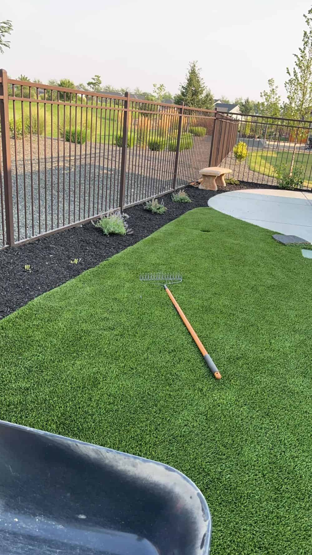 Hedge Services image